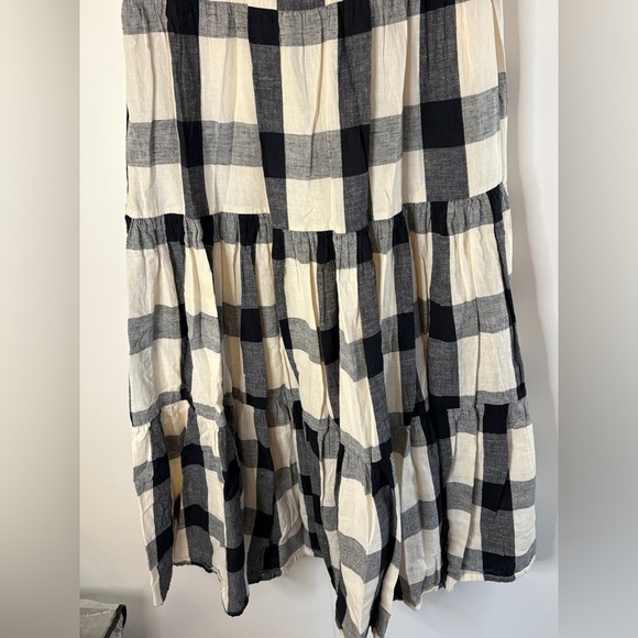 Tribe Alive Black and Cream Linen Maxi Dress - Picture 4 of 6